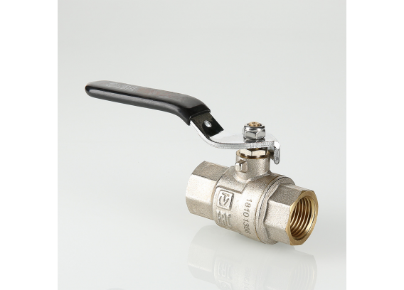 Кран шаровой латунный Valtec Perfect 1/2 ВР ручка рычаг VT.314.N.04