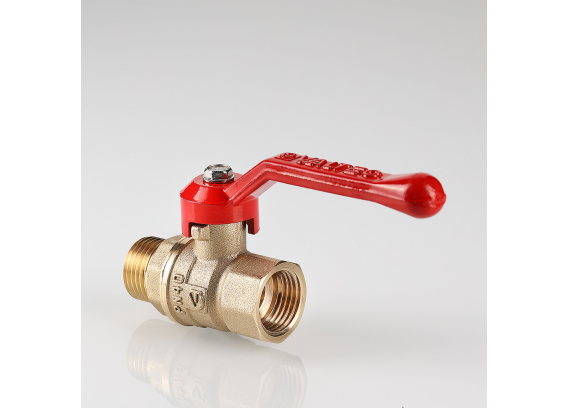 Кран шаровой латунный Valtec Стандарт 1/2 ВР x 1/2 НР ручка рычаг VT.121.GN.04
