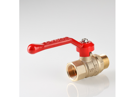 Кран шаровой латунный Valtec Стандарт 1/2 ВР x 1/2 НР ручка рычаг VT.121.GN.04
