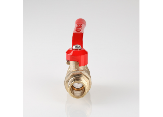 Кран шаровой латунный Valtec Стандарт 1/2 ВР x 1/2 НР ручка рычаг VT.121.GN.04