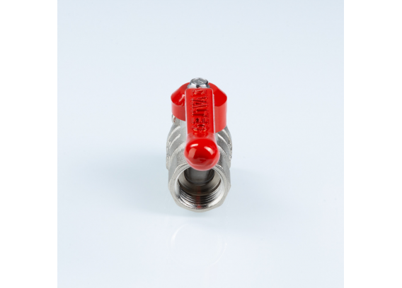 Кран шаровой латунный Valtec Стандарт 1/2 ВР ручка рычаг, никелированный VT.120.N.04