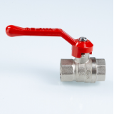Кран шаровой латунный Valtec Стандарт 1/2 ВР ручка рычаг, никелированный VT.120.N.04