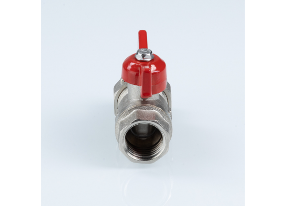 Кран шаровой латунный Valtec Стандарт 1/2 ВР x 1/2 НР ручка бабочка, никелированный, с полусгоном VT.127.N.04