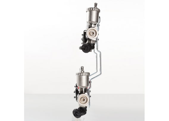 Коллекторная группа Valtec из латуни, 1" x 3/4" ЕК на 8 выходов, с регулирующими клапанами и расходомерами VTc.596.EMNX.0608