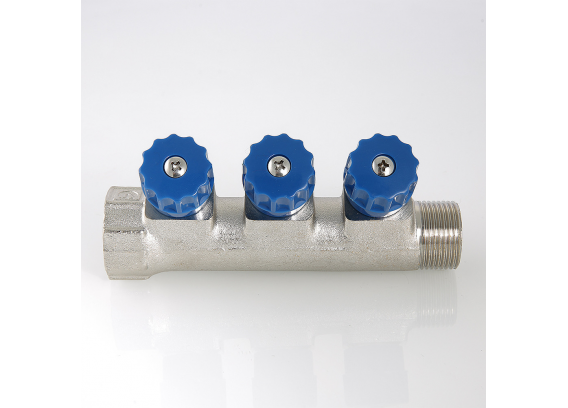 Коллектор распределительный Valtec из никелированной латуни, 3/4" x 1/2" на 2 контура, с регулирующими вентилями и наружной резьбой VTc.560.N.0502