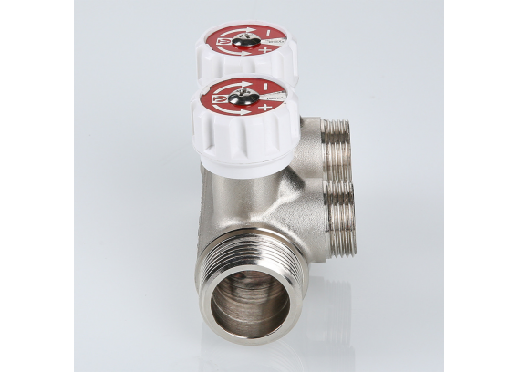 Коллектор распределительный Valtec из никелированной латуни, 1" x 3/4" ЕК на 3 контура, с регулирующими вентилями VTc.570.NE.0603